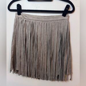 BB Dakota Faux Suede Fringe Mini Skirt – Taupe Western Boho Style